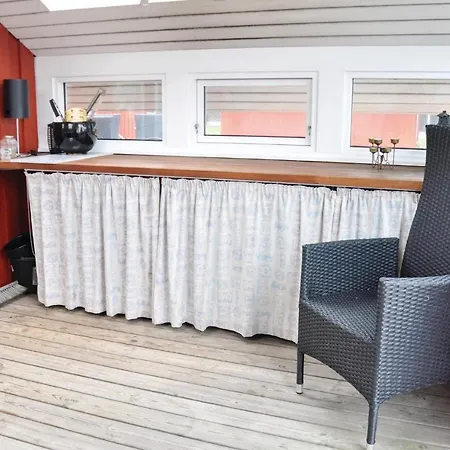 Two-bedroom Holiday In Hébergement de vacances *